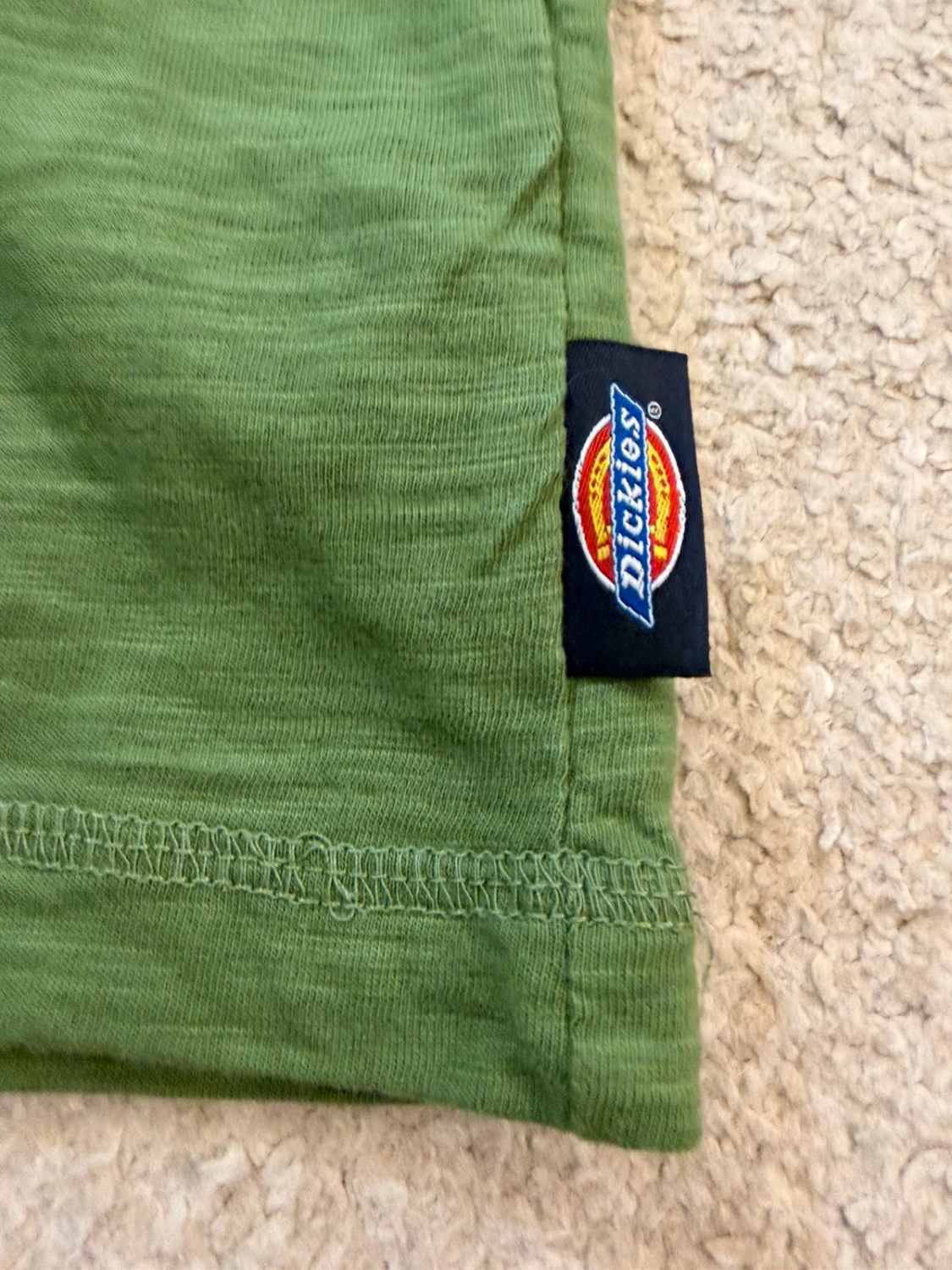 👕 T-shirt Dickies "A Legend in Work" - Vert - Homme (M)