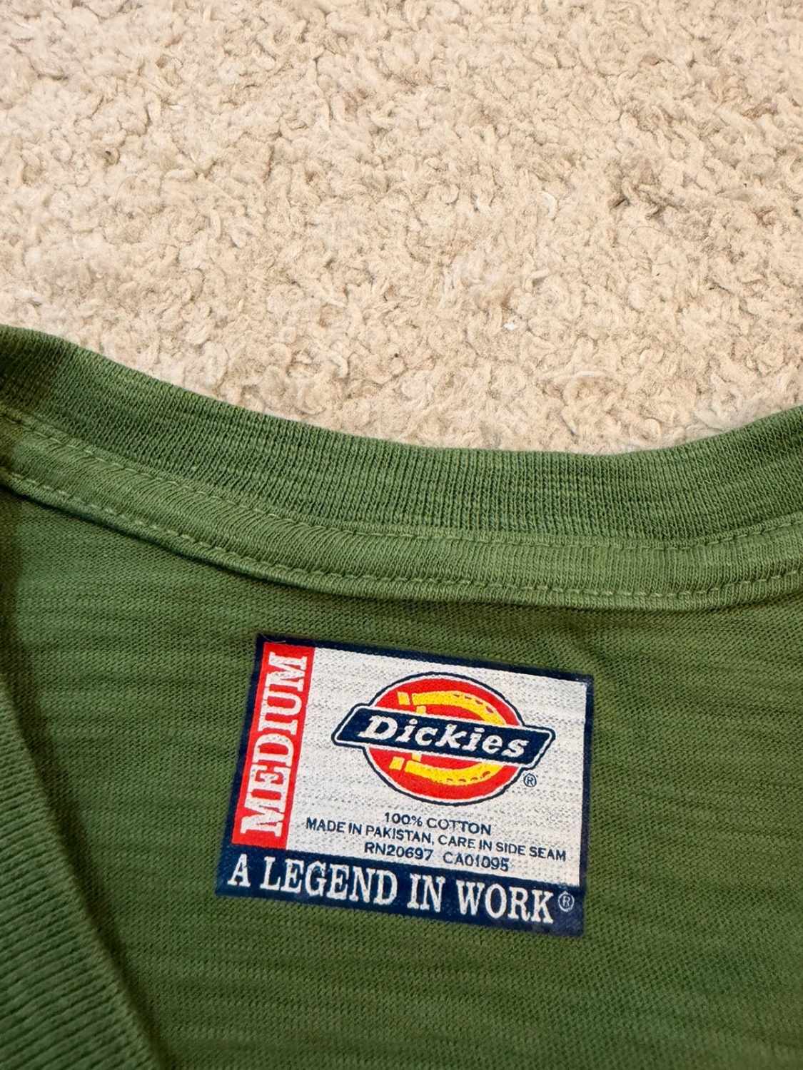 👕 T-shirt Dickies "A Legend in Work" - Vert - Homme (M)