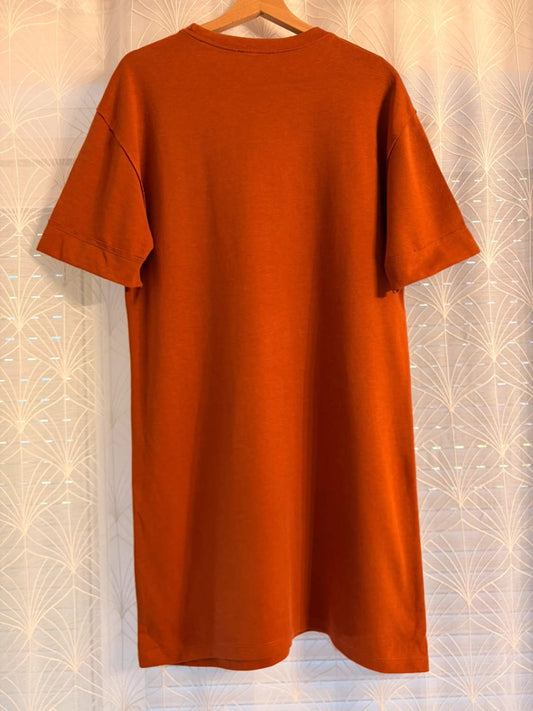 T-shirt orange uni en coton, vêtement d'occasion tendance et durable