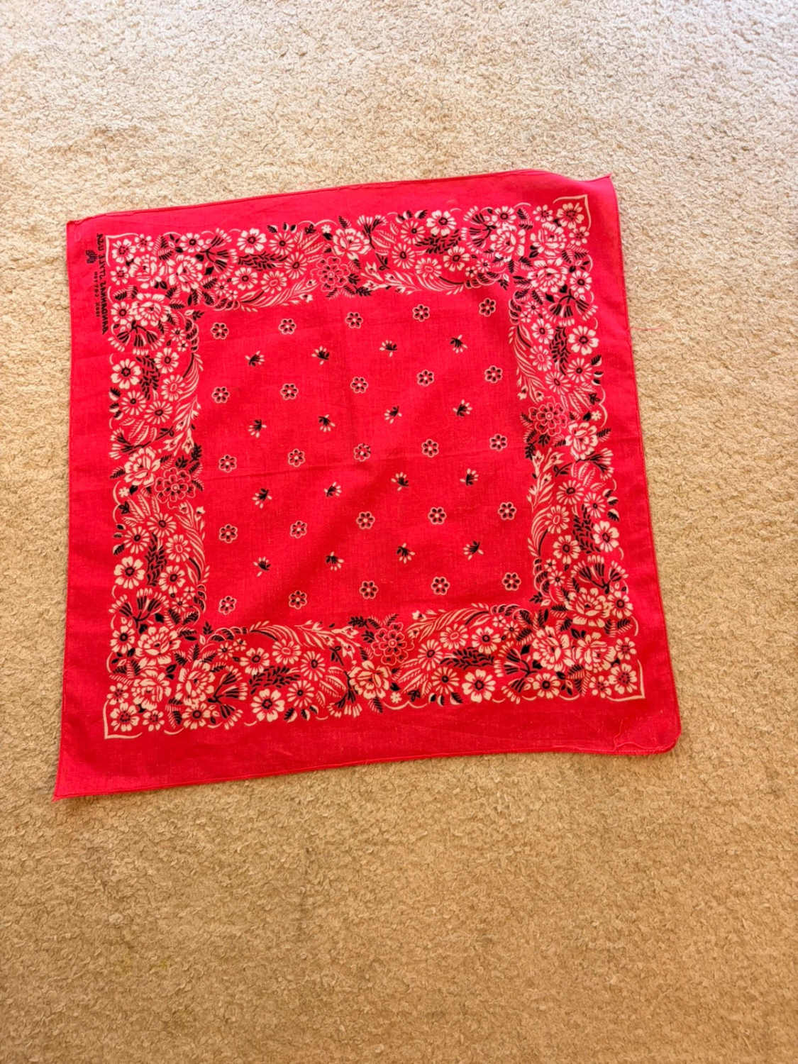 Bandana Fuchsia - Motifs Fleuris - Femme