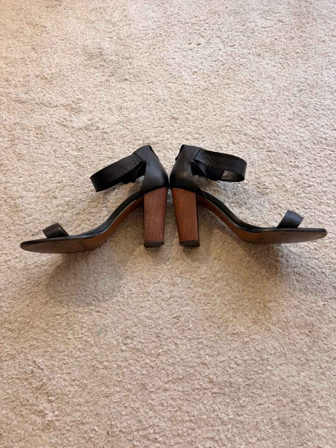 👠 Sandales à talons hauts Minelli - Cuir noir - T.39